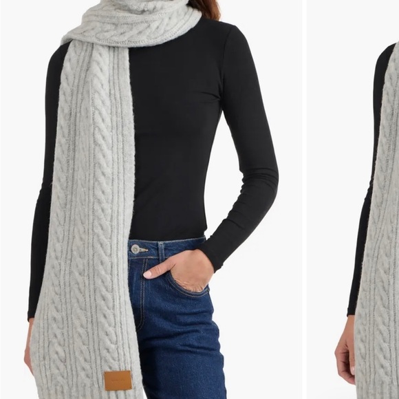 Vince Accessories - Vince Airspun Cable Knit Scarf Light Grey